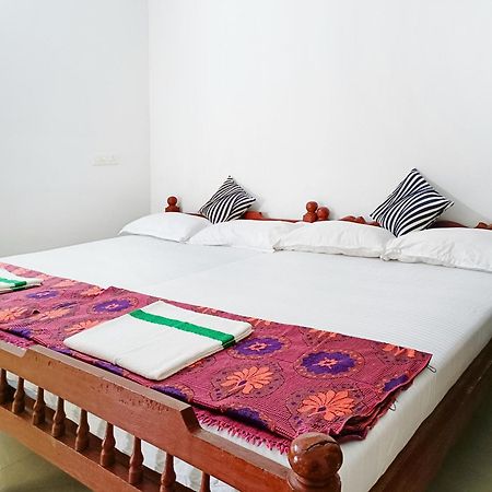 Alma Homestay Mararikulam Εξωτερικό φωτογραφία