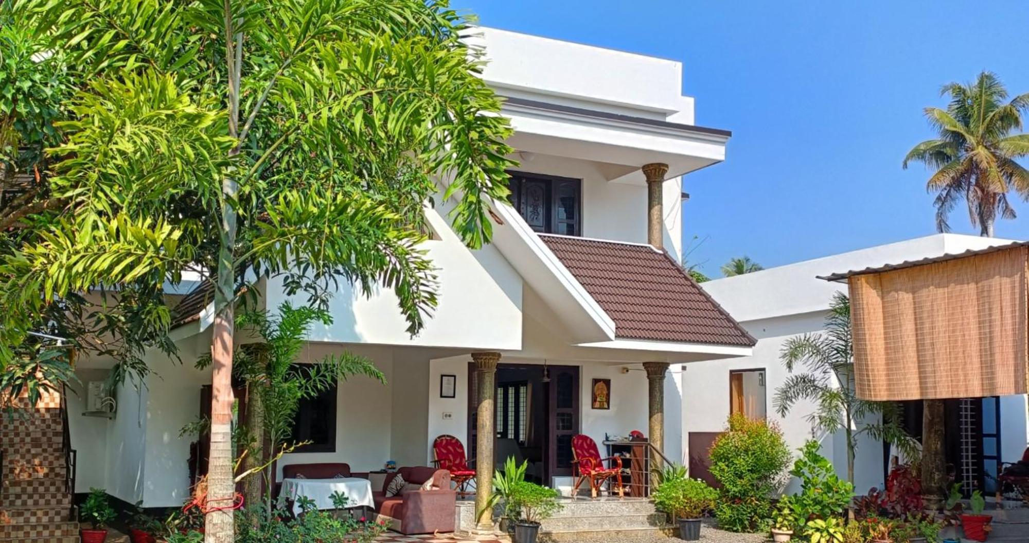 Alma Homestay Mararikulam Εξωτερικό φωτογραφία