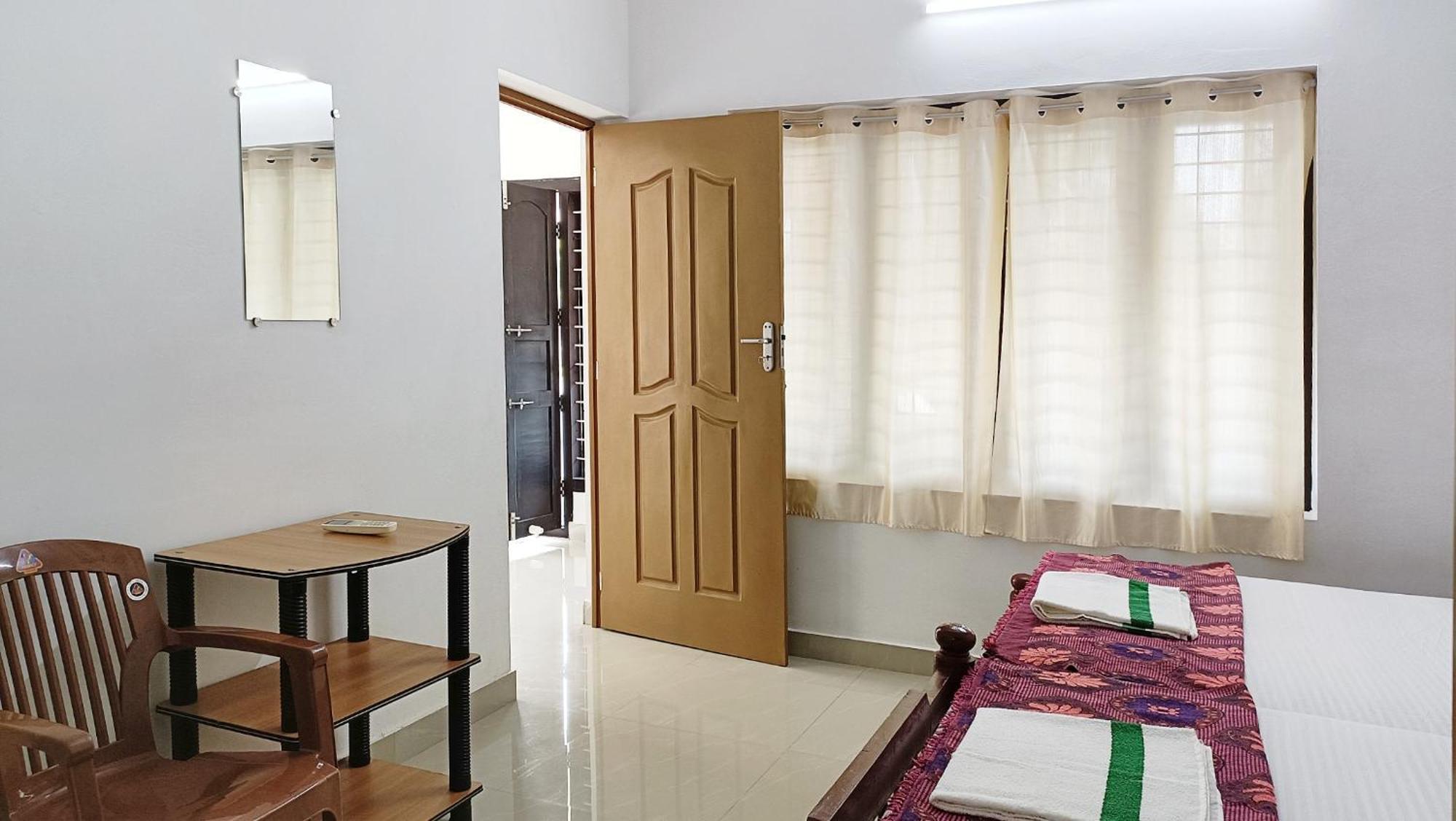 Alma Homestay Mararikulam Εξωτερικό φωτογραφία
