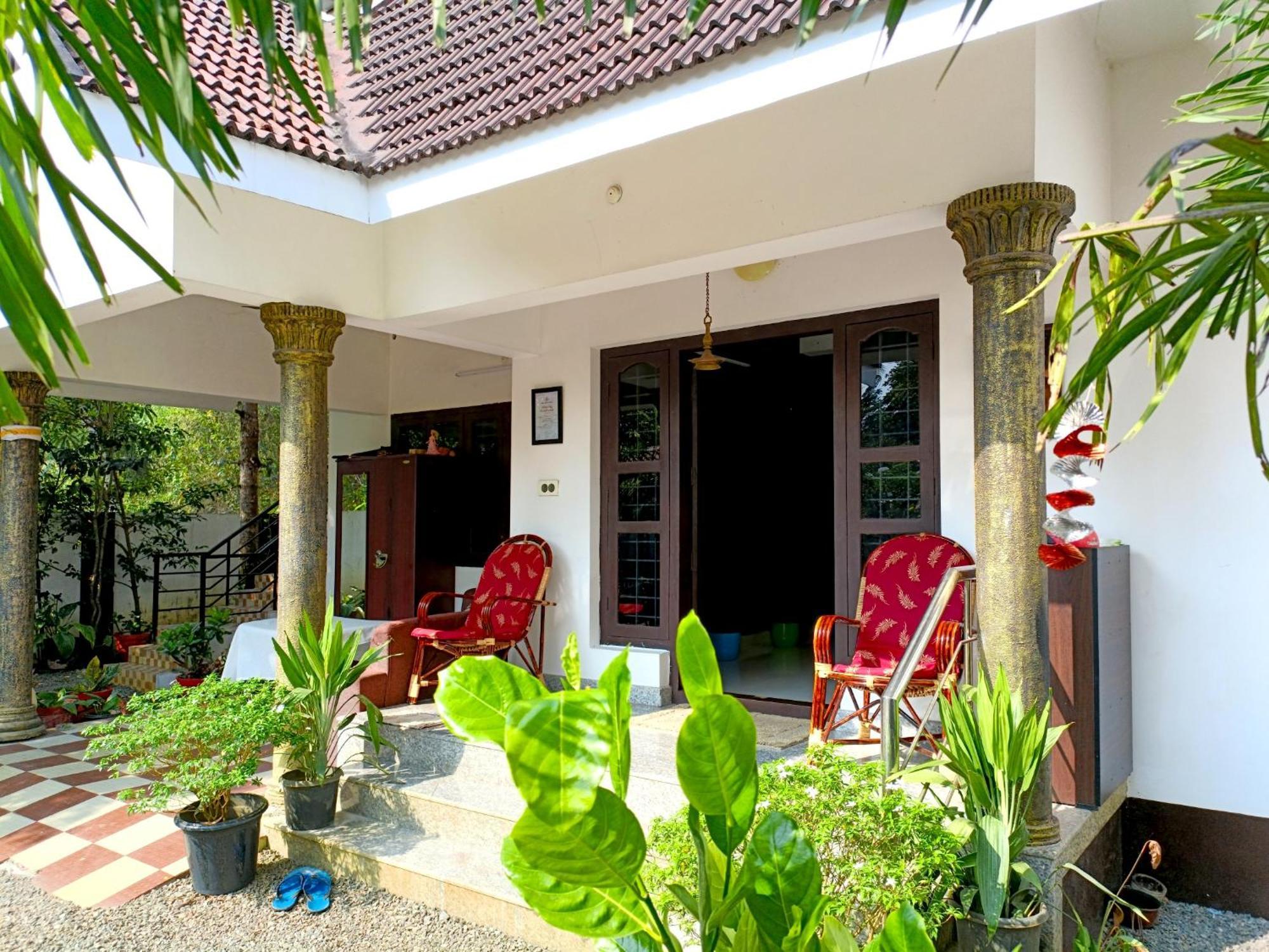 Alma Homestay Mararikulam Εξωτερικό φωτογραφία